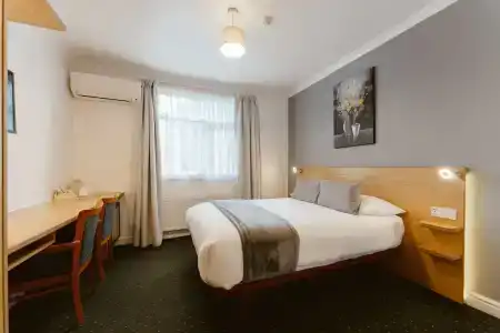 Star - 32
