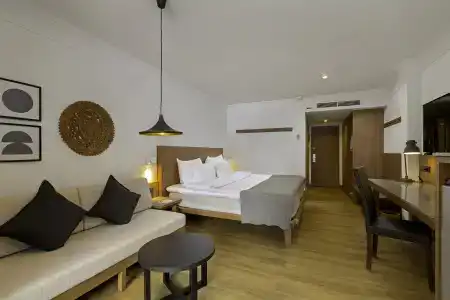 Kamala Beach Resort, a Sunprime Resort - Sha Plus - 8