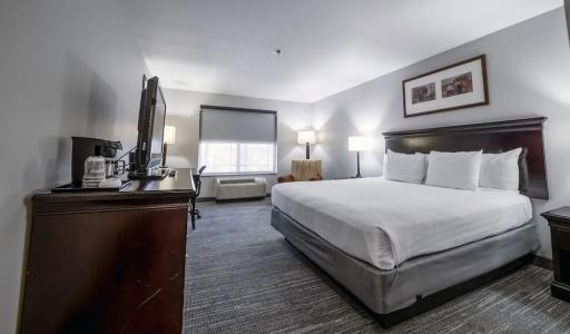 Country Inn & Suites by Radisson, at Mills, CA - 50