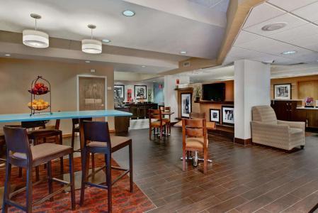 Hampton Inn Northwest - 15