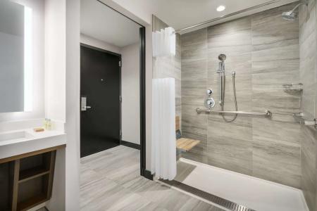 DoubleTree by Hilton New York Times Square South - 6