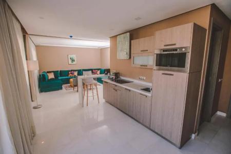 Down Town By Business & Leisures - 76