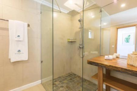 Seasense Boutique & Spa - 55