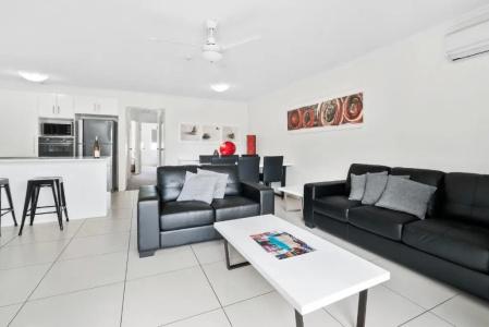 Markham Court - 58