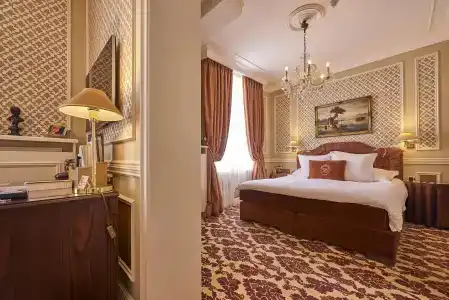 Relais & Châteaux Heritage - 3