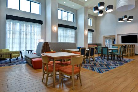 Hampton Inn & Suites/St. Petersburg-Ulmerton Road - 24