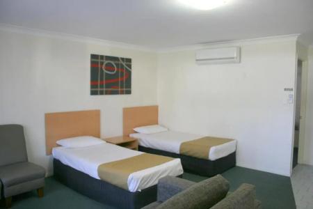 Best Western Tuscany on Tor Motor Inn - 93