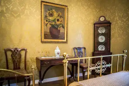 Pakruojis Manor's Palace Boutique - 1