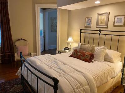 Inn at 835 Boutique - 21