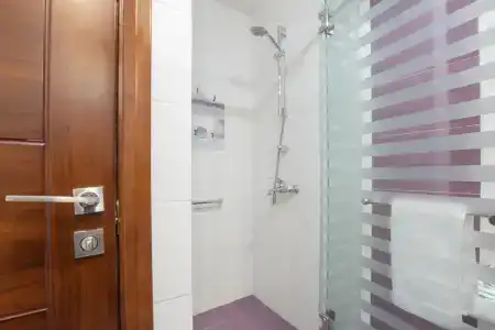Stay Inn at Northern Avenue - 1