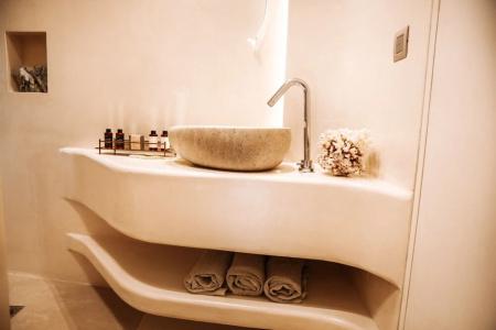 White Pebble Suites - 6