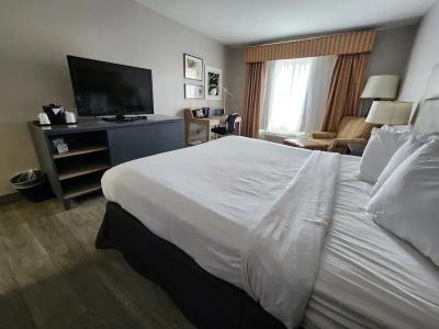 Country Inn & Suites by Radisson, West, KS - 50