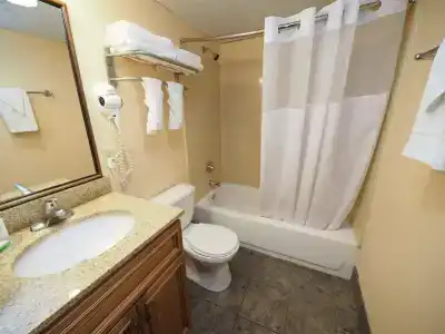 Marjac Suites Virginia Beach Oceanfront - 7