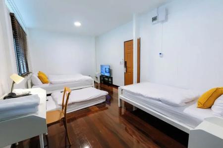 Diff Hostel - 180