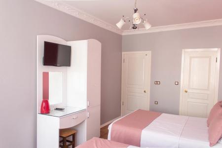 Tulip House - 2