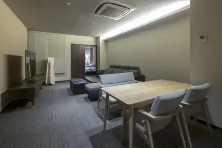 Randor Residence Hiroshima Suites - 12