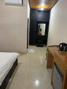 Fat Yogi Cottages - 24