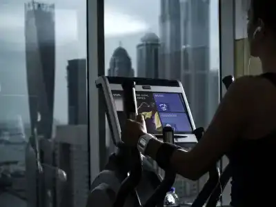 Pullman Dubai Jumeirah Lakes Towers - 27