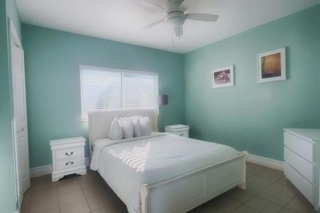 Hollywood Beachside Boutique Suite - 5