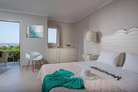 Notos Heights & Suites - 255