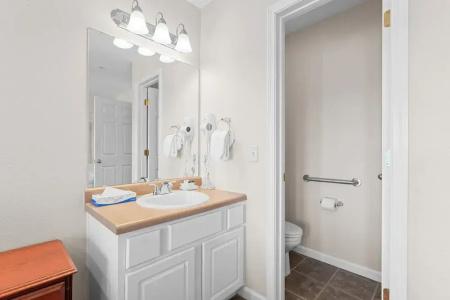 Grand Crowne by Capital Vacations - 80