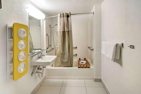 6-Dallas, Tx - Forest Lane - 8