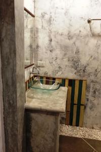 Baan Chompoo Homestay - 25