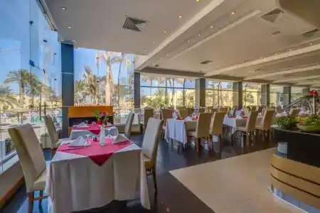 Palm Beach Resort Families and Couples only - 20