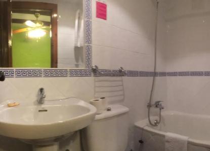 Hermanos Macias - 19