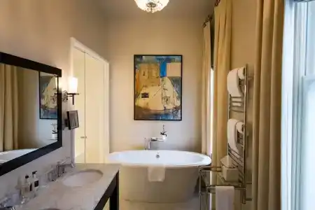 Stonehurst Place Bed & Breakfast - 8