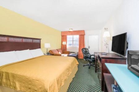 Knights Inn - 23