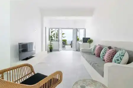 Phaos Santorini Suites - 30