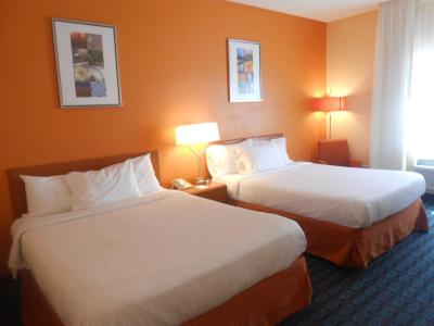 Holiday Inn Express & Suites Phoenix - West, an IHG - 6