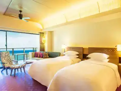 Sheraton Okinawa Sunmarina Resort - 3