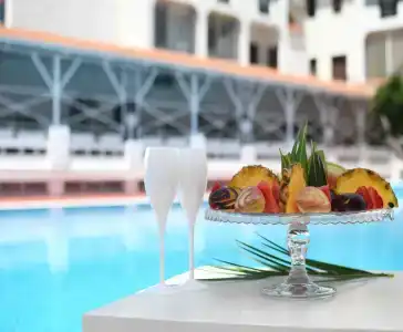 International Resort - 11