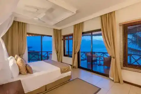 Sea Cliff & Spa - 1