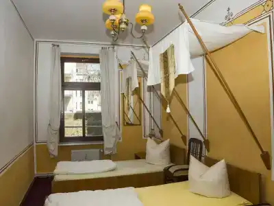 Hostel Lollis Homestay Dresden - 1