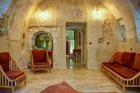 Calypso Cave Suites - 14