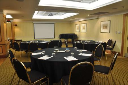 Stamford Plaza - 15