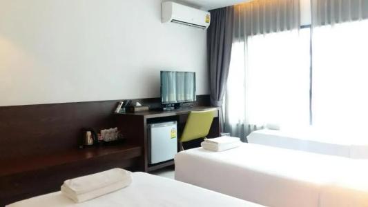 The Bangkok Airport Link Suite - 60