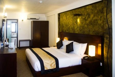 Ceylon City,Colombo - 85