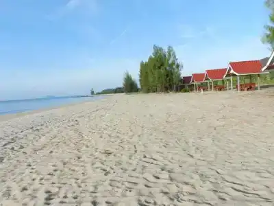 Haadsaikaew Bankrut - 3