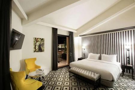 Du Roi & Spa By Sowell Collection - 37