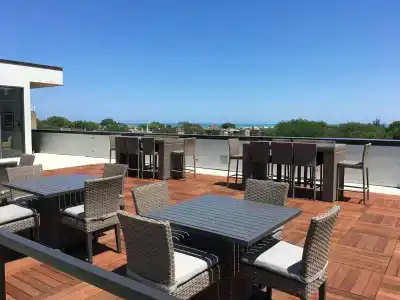 Hampton Inn Chicago North-Loyola Station, Il - 13