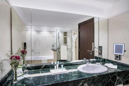 Al Maha Arjaan by Rotana - 11