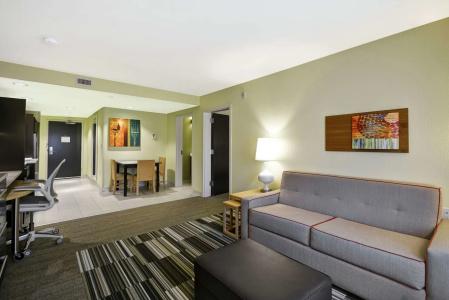 Home2 Suites by Hilton West - 12
