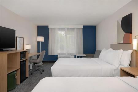 Hilton Garden Inn - 33