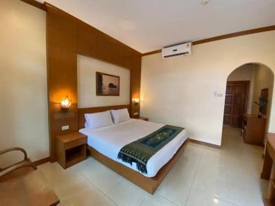 Baan Sudarat - 41