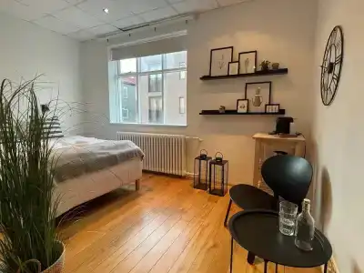 Reykjavik Downtown HI - 9