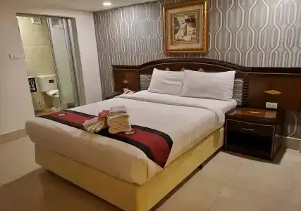 The Golden Ville Boutique and Spa - 4